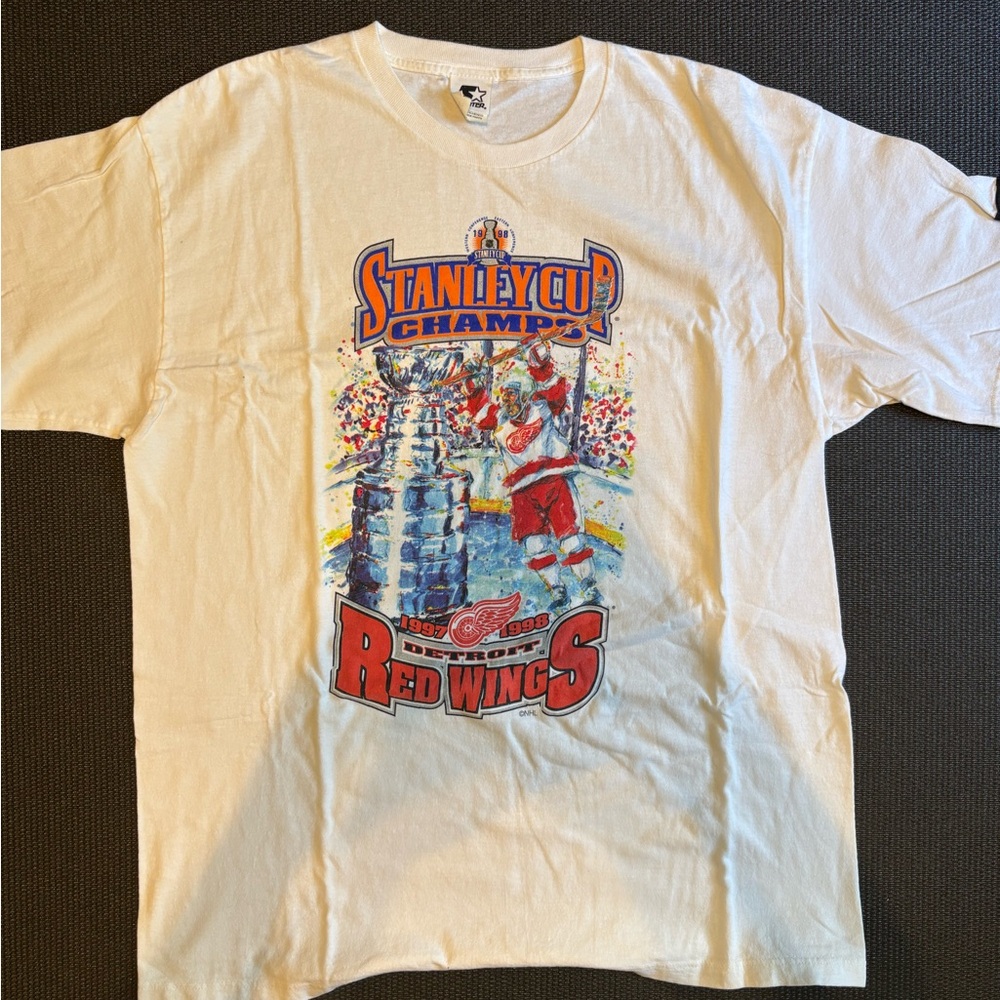 Vintage Starter Detroit Red Wings 1997 1998 Stanley Cup Champions T-Shirt